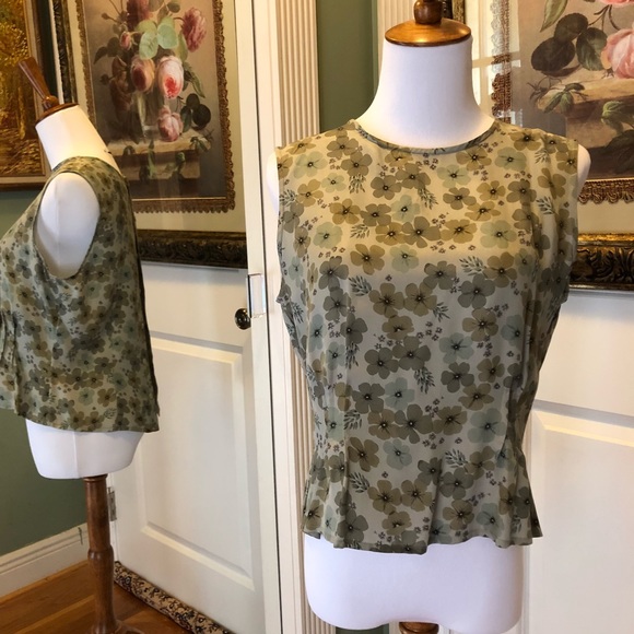 Liz Claiborne Outfit - Picture 3 of 5